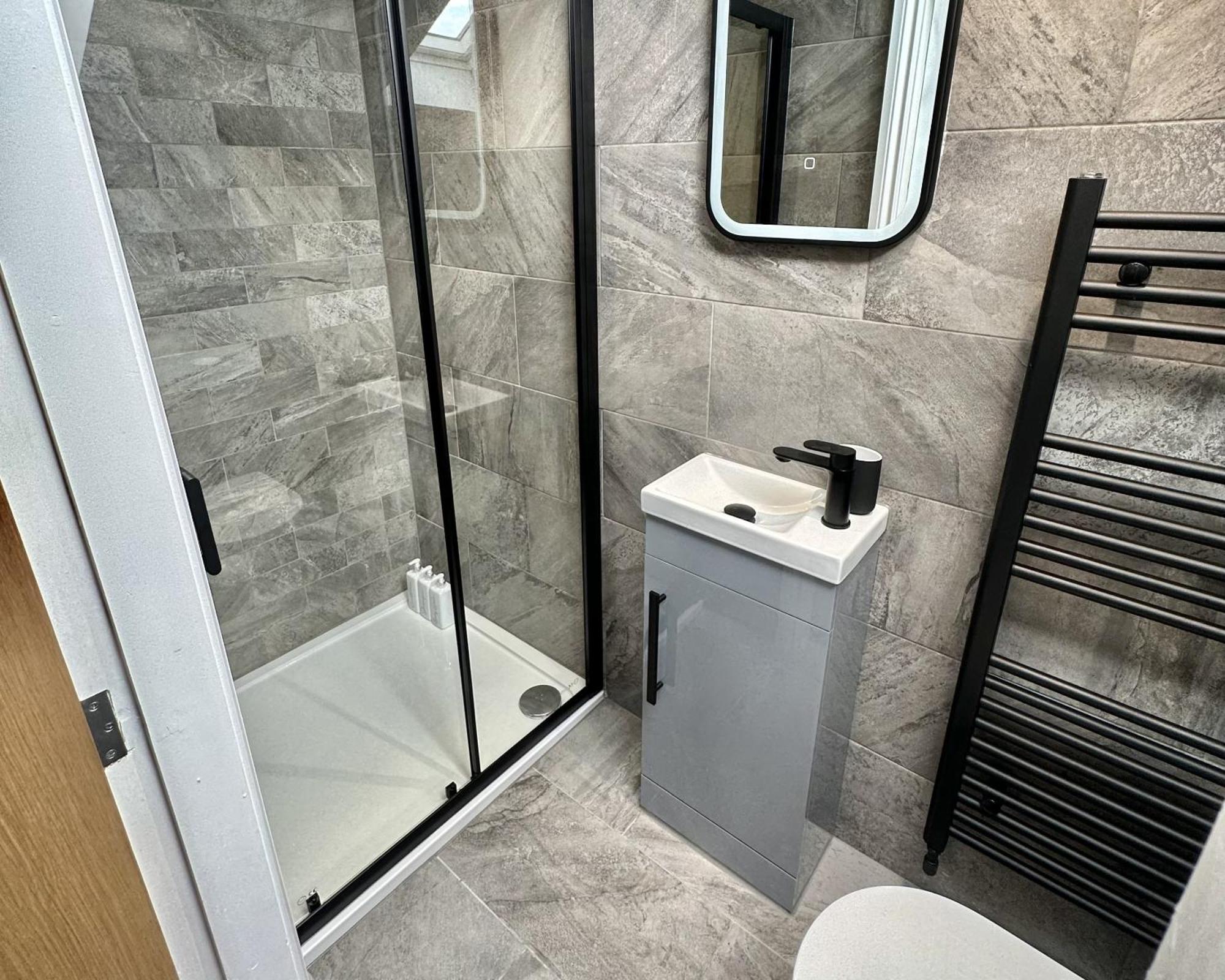 The Crown View - Luxury Apartment - Free Parking Nearby Harrogate Exterior foto